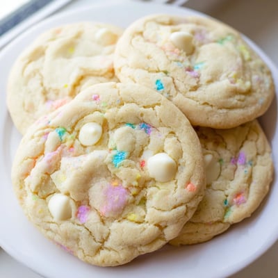 Pastel White Chocolate Cookies